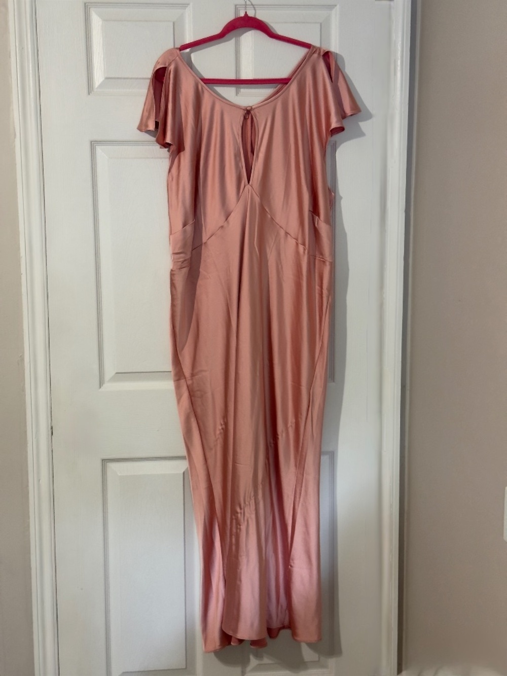 he Occasion by Old Navy Blush Satin Flutter Sleeve Maxi Dress – 3X